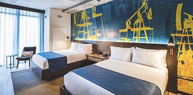 Hotel Indigo Tulsa DWTN-Entertainment Area by IHG