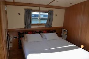 Tagus Marina - Houseboat