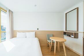 Kenny Stay Jeju Seoguipo-Hotel Kenny