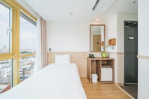 Kenny Stay Jeju Seoguipo-Hotel Kenny