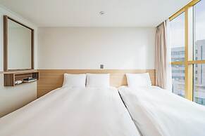 Kenny Stay Jeju Seoguipo-Hotel Kenny