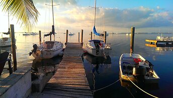 Key Largo Cottages