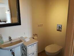 Guesthouse Stóru - Laugar