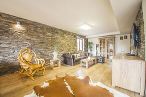 Downtown Suite Alpi near Garmisch-Partenkirchen Ski Resort