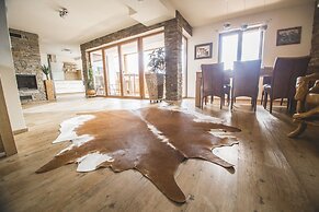 Downtown Suite Alpi near Garmisch-Partenkirchen Ski Resort