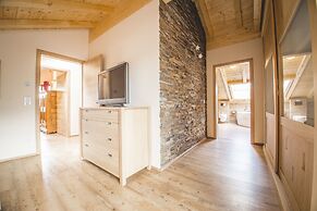 Downtown Suite Alpi near Garmisch-Partenkirchen Ski Resort