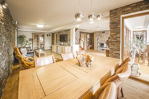 Downtown Suite Alpi near Garmisch-Partenkirchen Ski Resort