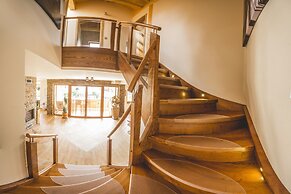 Downtown Suite Alpi near Garmisch-Partenkirchen Ski Resort