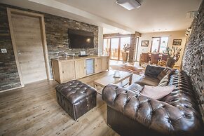 Downtown Suite Alpi near Garmisch-Partenkirchen Ski Resort