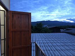 Sandee Place Chomthong