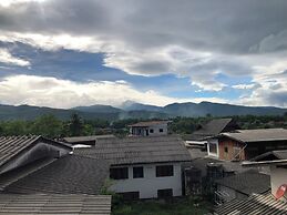 Sandee Place Chomthong