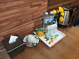 Sandee Place Chomthong