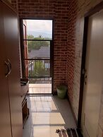 Sandee Place Chomthong