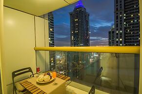 58th Floor Apartment with Dream Sea View