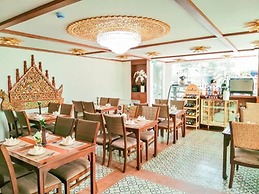 White Boutique Hotel and Spa