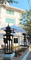 White Boutique Hotel and Spa