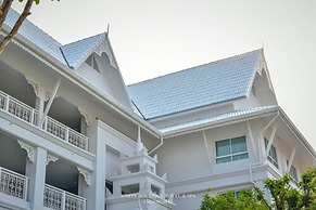 White Boutique Hotel and Spa