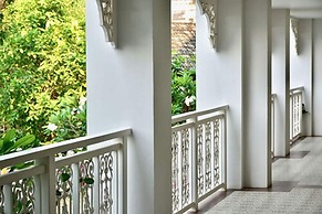 White Boutique Hotel and Spa