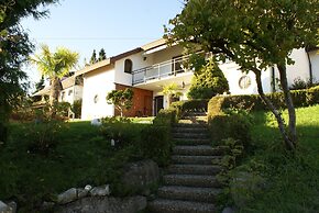 Oasis Apartment