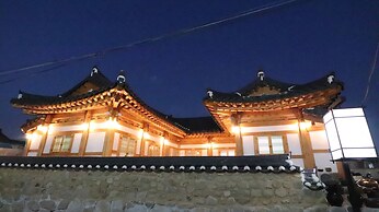 Nadul Hanok
