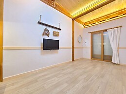 Nadul Hanok