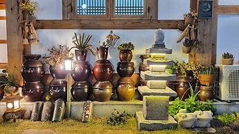 Nadul Hanok