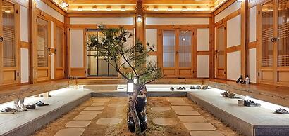 Nadul Hanok