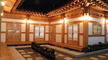 Nadul Hanok