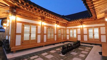 Nadul Hanok