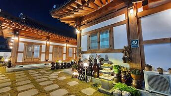 Nadul Hanok