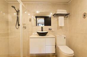 The Manor Basket Range