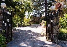 The Manor Basket Range