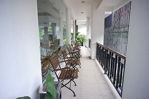 Front One Resort Yogyakarta