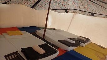 Lodge In Lompoul- Glamping