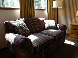 Redstone Cliffs Lodge