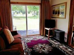 Redstone Cliffs Lodge