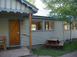 Redstone Cliffs Lodge