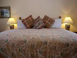 Redstone Cliffs Lodge