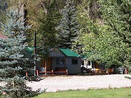 Redstone Cliffs Lodge