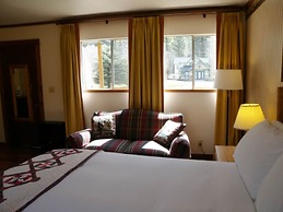 Redstone Cliffs Lodge