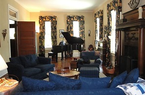 Sugar Magnolia Bed & Breakfast