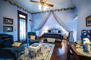 Sugar Magnolia Bed & Breakfast