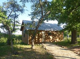 Walnut Canyon Cabins
