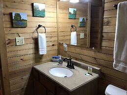 Walnut Canyon Cabins