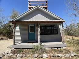 Walnut Canyon Cabins