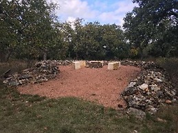 Walnut Canyon Cabins