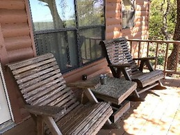 Walnut Canyon Cabins