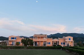 Ammoudia Maisonettes