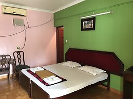 Indraprastham Tourist Home