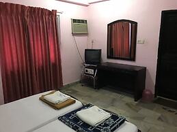 Indraprastham Tourist Home